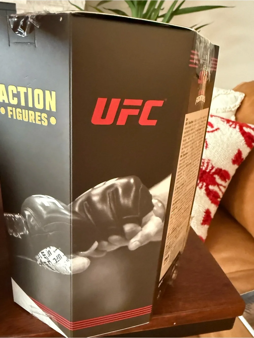 (2-Pack) UFC Connor “The Notorious” McGregor Octagon Fighter - New/Damaged Box